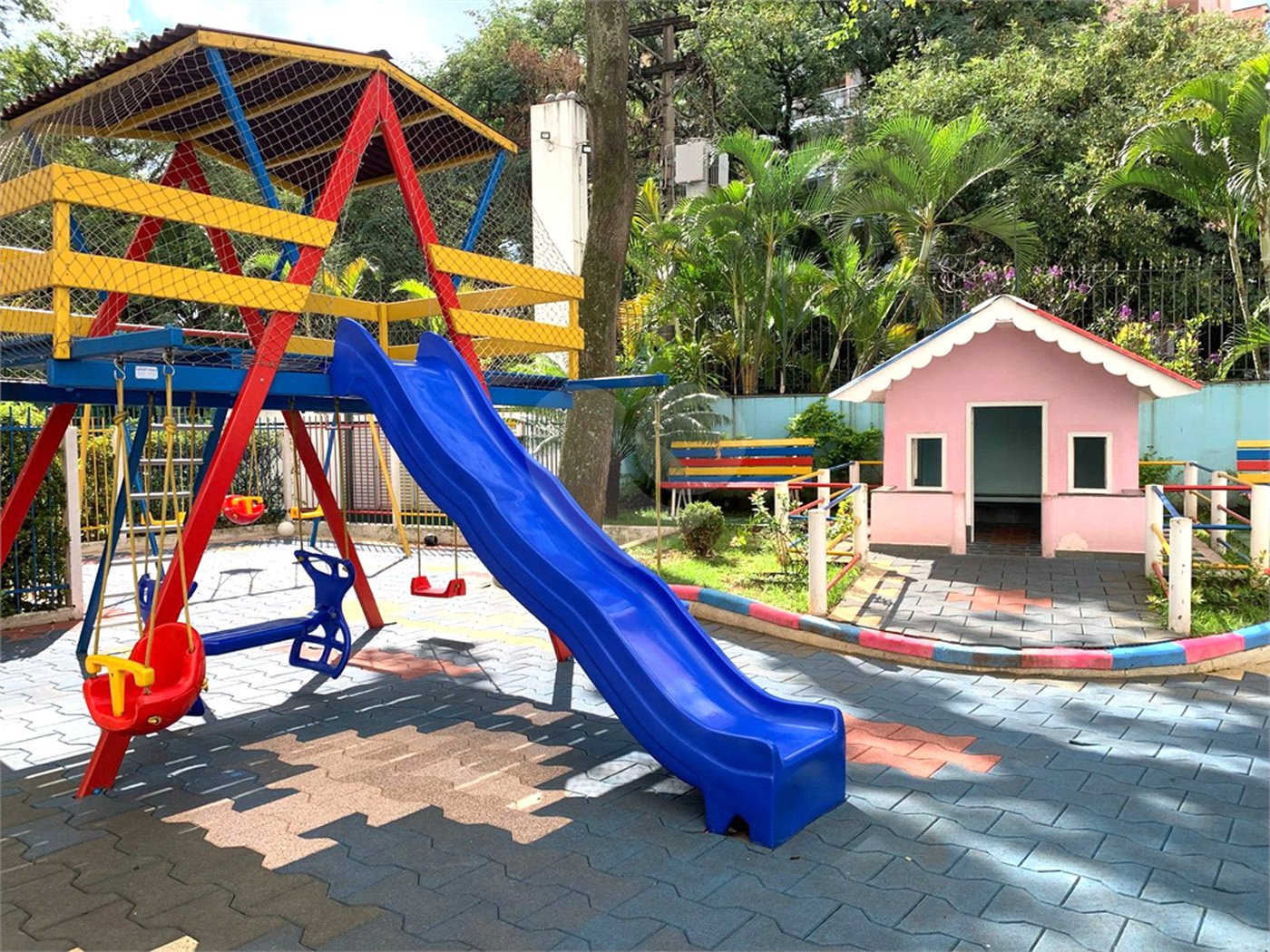 Apartamento à venda com 3 quartos, sendo 1 suíte,  em Bela Aliança, São Paulo, SP