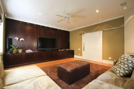 Casa à venda com 3 quartos, sendo 2 suítes,  em Vila Tramontano, São Paulo, SP