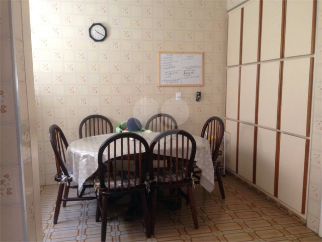 Sobrado à venda com 4 quartos, sendo 1 suíte,  em Horto Florestal, São Paulo, SP
