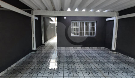 Sobrado à venda com 4 quartos em Santa Terezinha, São Paulo, SP