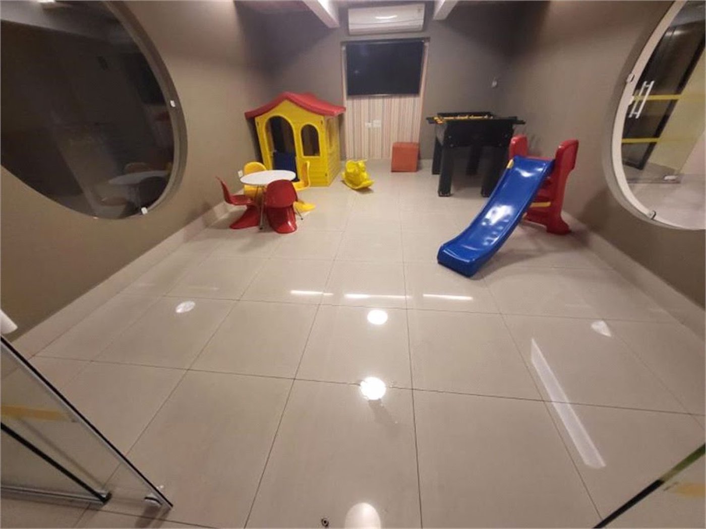 Apartamento Residencial à venda, Itararé, São Vicente - AP1404.