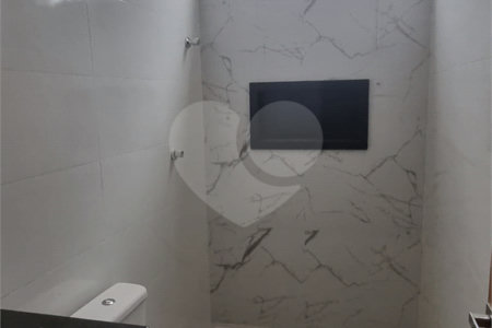 Casa à venda com 3 quartos, sendo 1 suíte, em Campos Ville, Araraquara, SP
