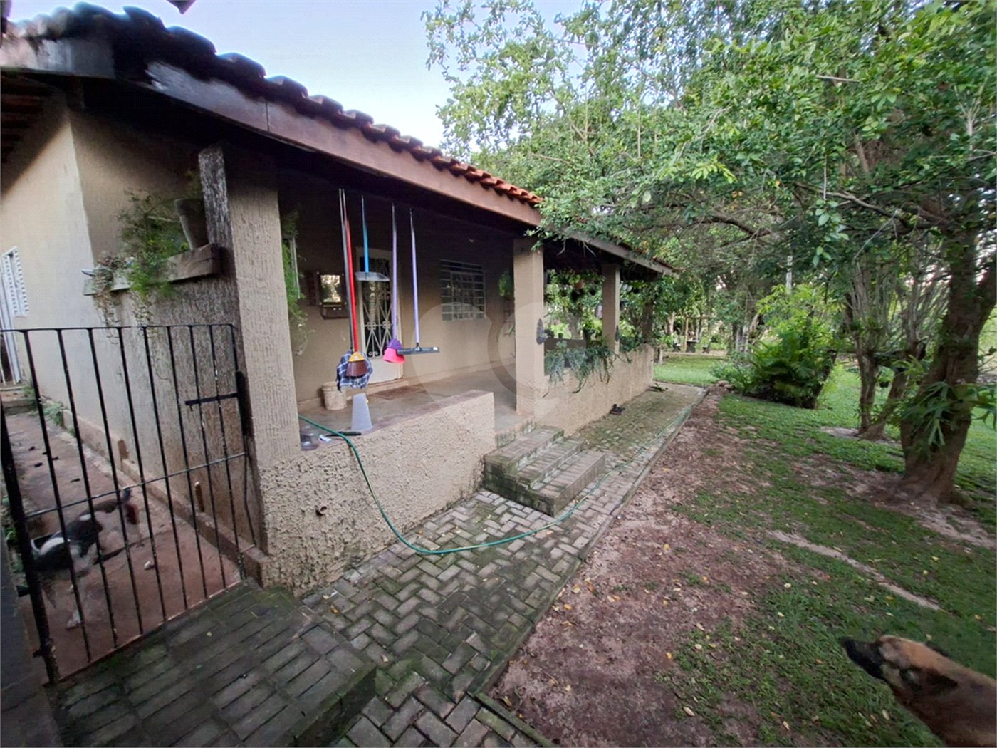Chácara à venda com 3 quartos, sendo 1 suíte,  em Ribeirãozinho, Alambari, SP