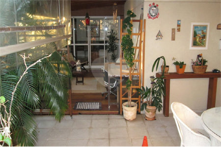 Apartamento à venda com 4 suítes em Vila Suzana, São Paulo, SP