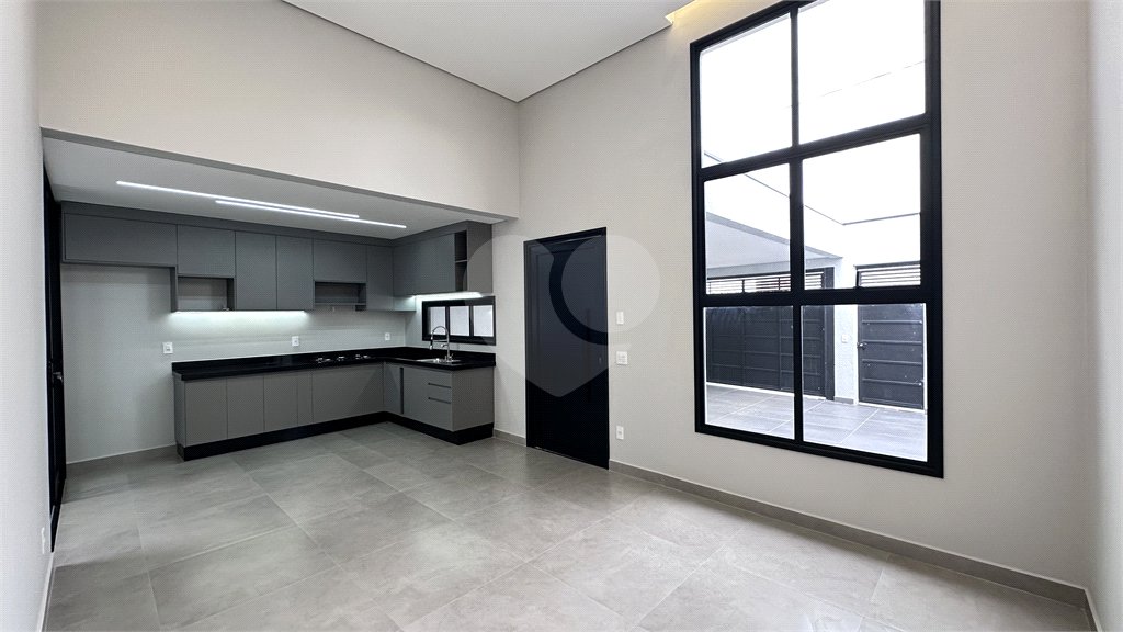 Casa à venda com 3 quartos, sendo 1 suíte, em Jardim Bom Sucesso, Indaiatuba, SP