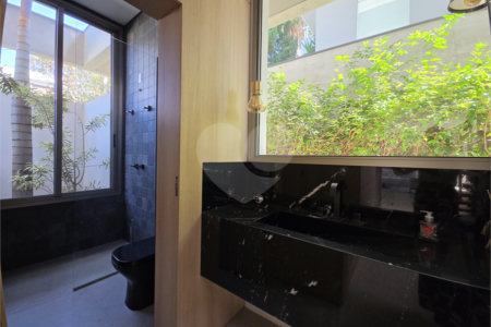 Casa à venda com 4 suítes no condomínio Fazenda Imperial, Sorocaba - SP