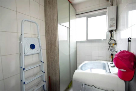 Apartamento à venda com 2 quartos, sendo 1 suíte, em Pinheiros, São Paulo, SP