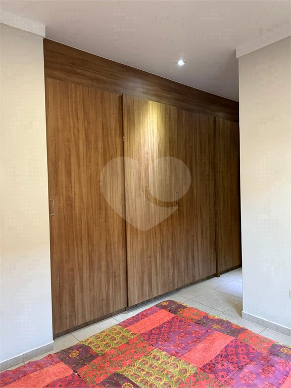 Casa à venda com 3 quartos, sendo 1 suíte, em Ipê, Três Lagoas, MS