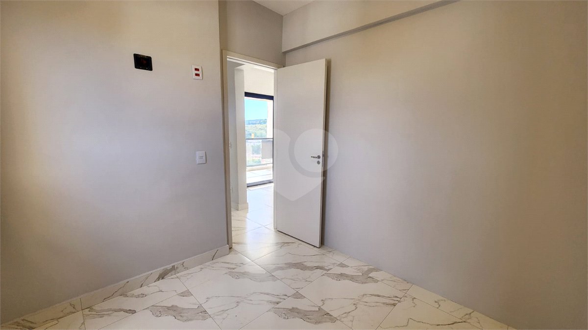 Apartamento à venda ou para alugar com 3 quartos, sendo 1 suíte,  em Chácara Nova Era, Valinhos, SP