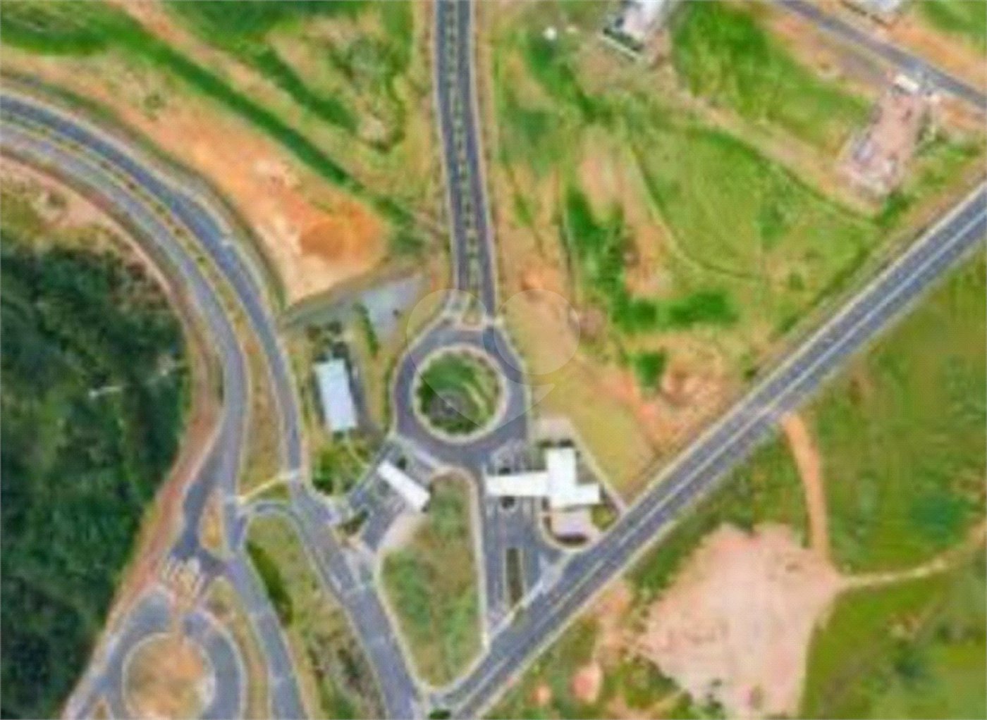 Casa à venda com 5 suítes no condomínio Residencial Entreverdes, Campinas - SP