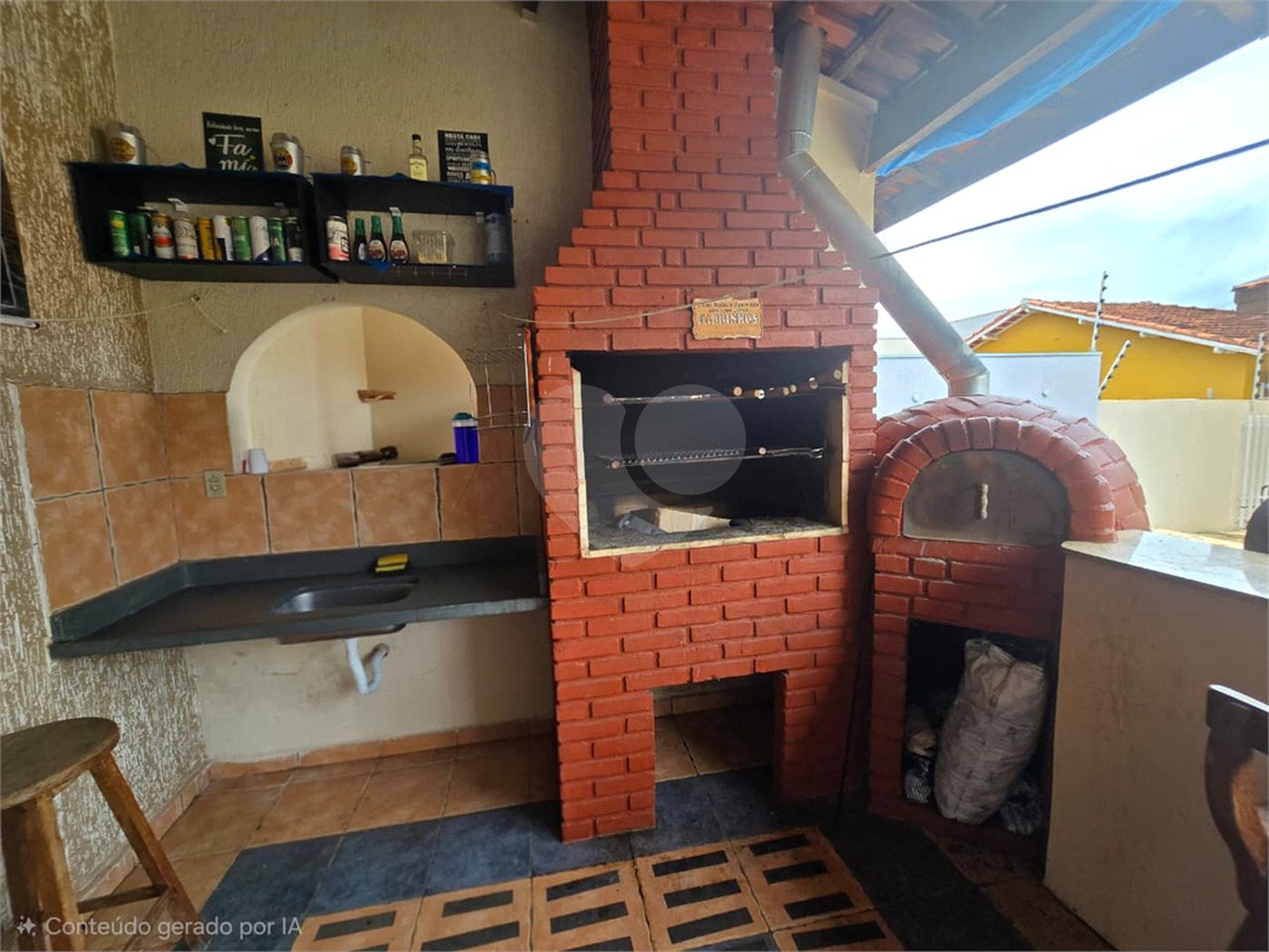 Casa à venda com 3 quartos, sendo 1 suíte,  em Jardim Shangri-lá, Itapetininga, SP