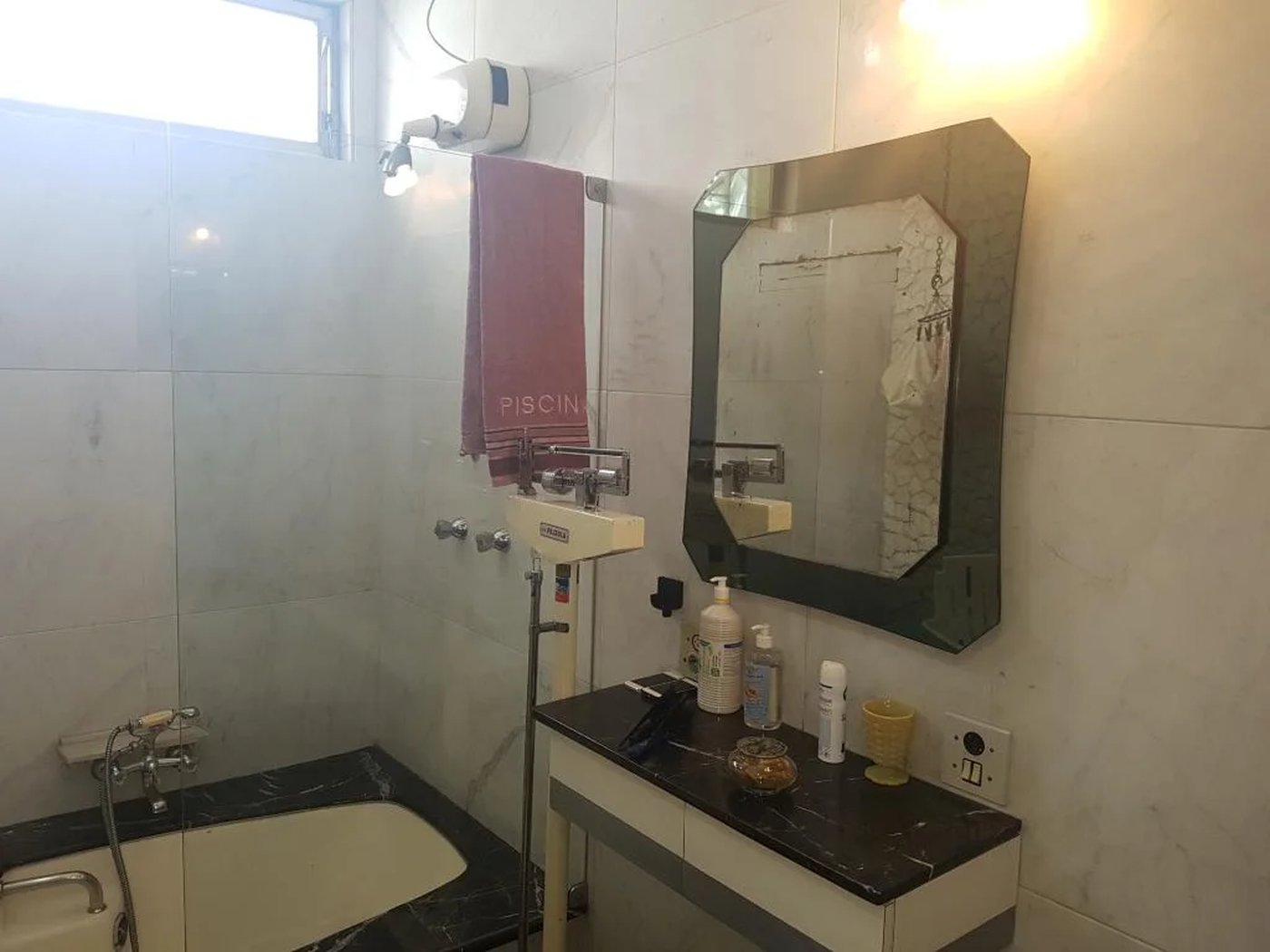 Casa à venda com 7 quartos, sendo 2 suítes, em Brooklin Paulista, São Paulo, SP