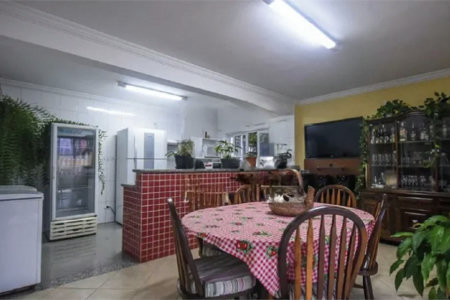 Casa à venda com 5 suítes em Jardim Londrina, São Paulo, SP