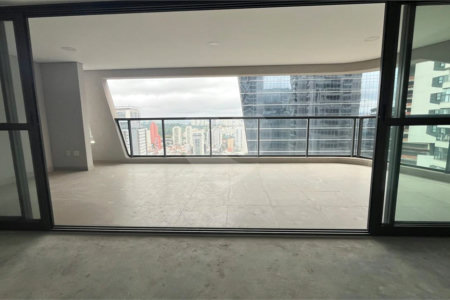 Apartamento à venda com 4 quartos, sendo 2 suítes, em Chácara Santo Antônio (zona Sul), São Paulo, SP