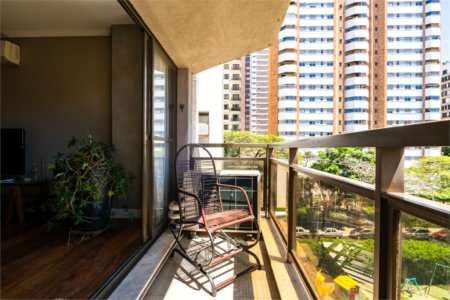 Apartamento à venda com 3 quartos, sendo 1 suíte, em Moema, São Paulo, SP