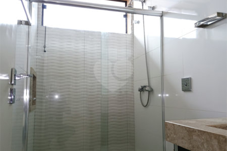 Sobrado à venda com 4 quartos, sendo 1 suíte, em Reserva San Gabriel, Ribeirão Preto, SP