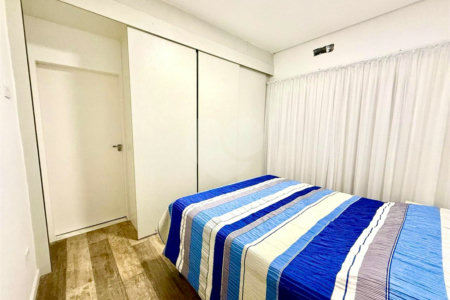 Casa à venda com 4 quartos, sendo 3 suítes, no condomínio Village Araçoiaba, Araçoiaba da Serra - SP