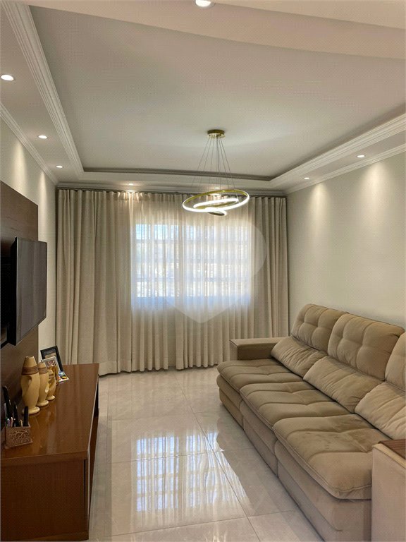 Casa à venda com 3 quartos, sendo 1 suíte, no condomínio Jardim Europa, Mogi das Cruzes - SP