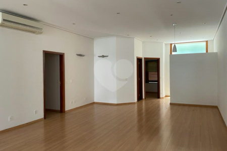 Casa à venda com 4 suítes no condomínio São Joaquim, Vinhedo - SP