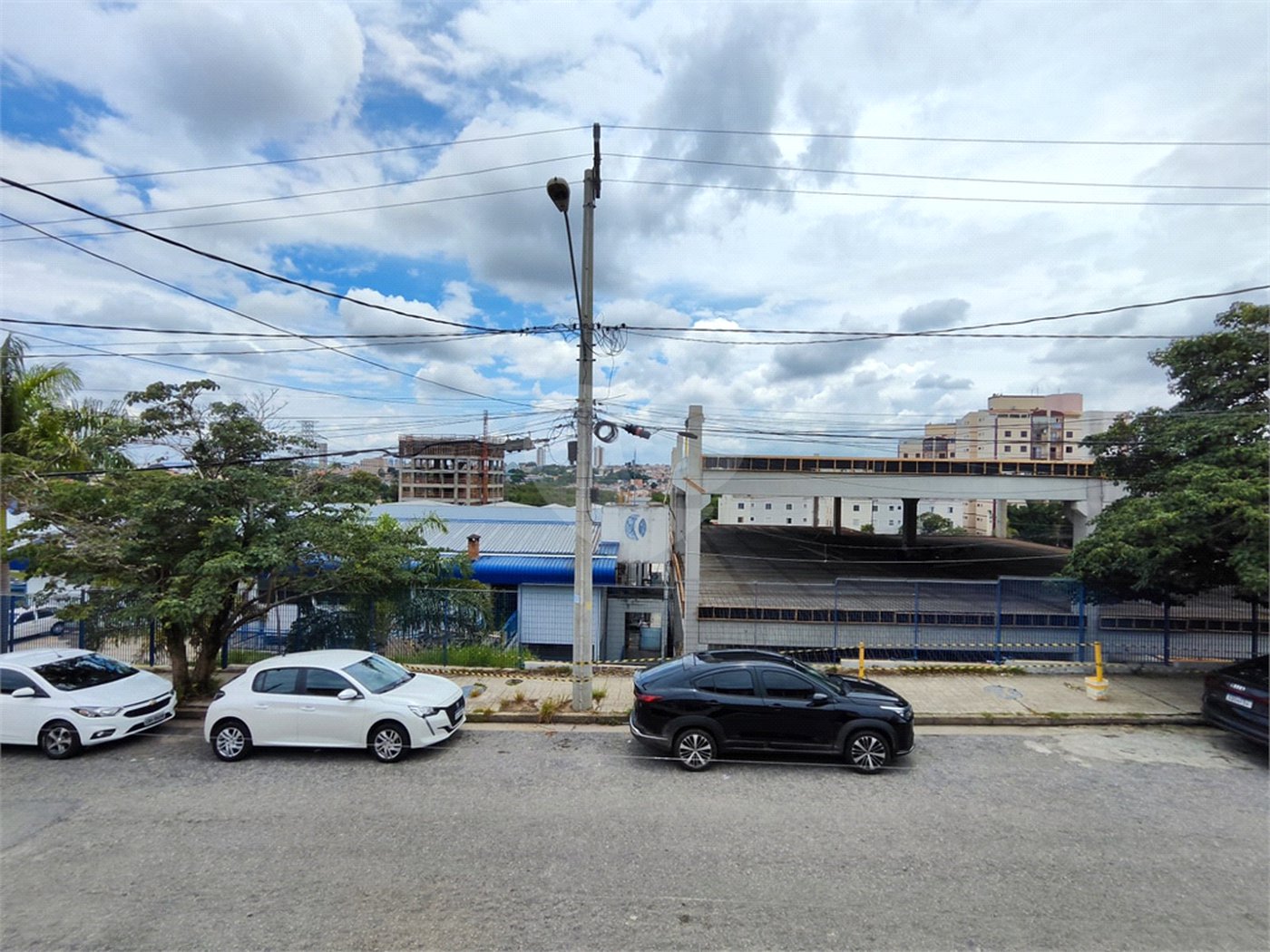 Sobrado à venda com 2 quartos em Jardim Emília, Sorocaba, SP
