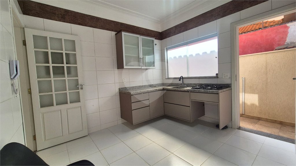Casa à venda com 3 suítes no condomínio Valença, Sorocaba - SP
