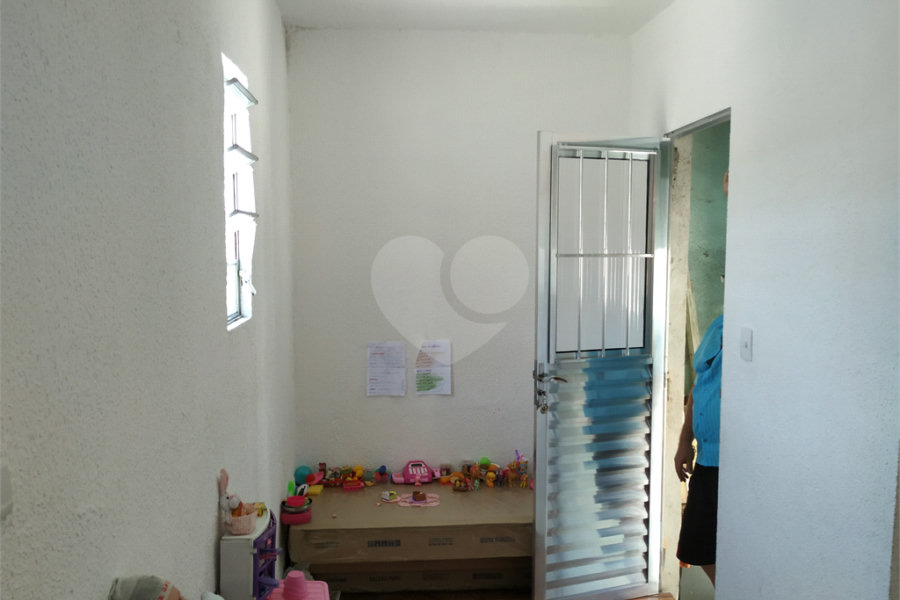 Sobrado à venda com 3 quartos em Chora Menino, São Paulo, SP