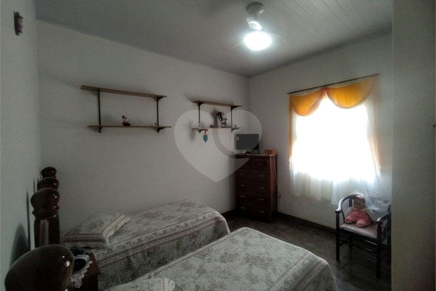Casa à venda com 4 quartos em Chora Menino, São Paulo, SP