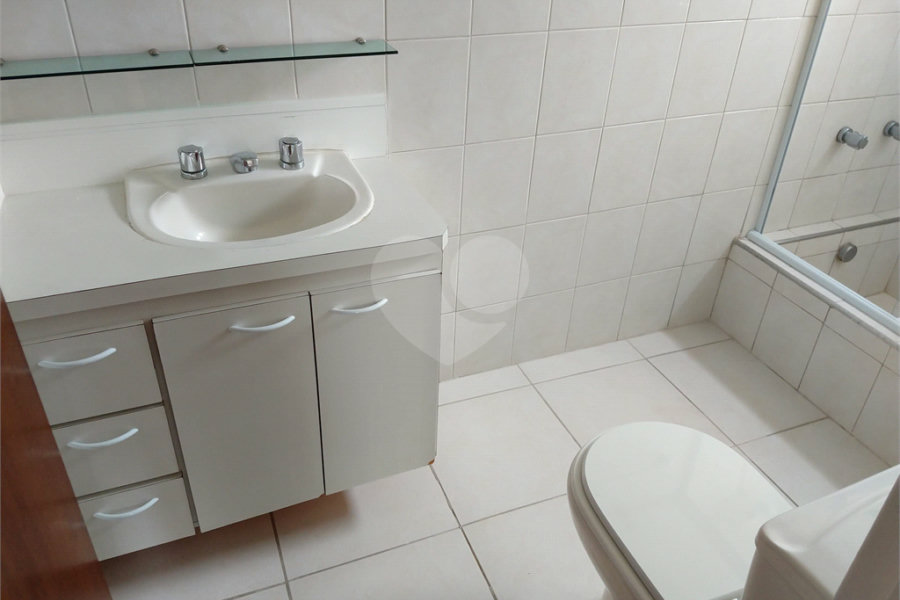Apartamento para alugar com 2 quartos, sendo 1 suíte, em Campo Belo, São Paulo, SP