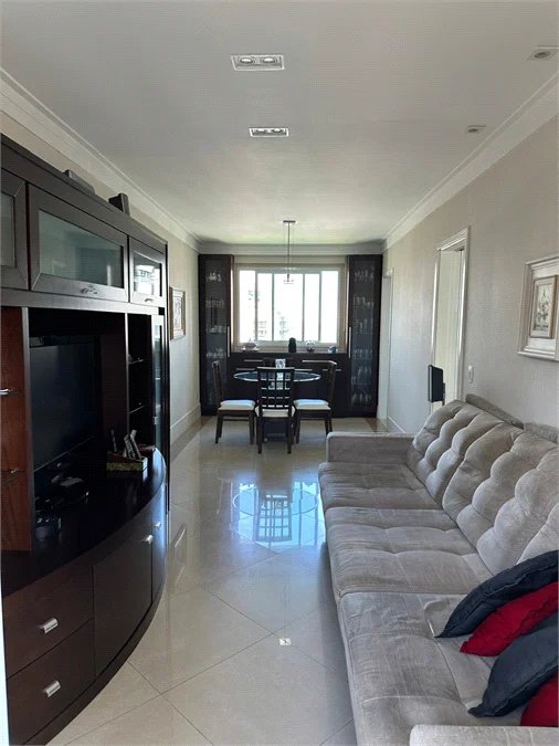 Apartamento à venda com 3 suítes em Vila Suzana, São Paulo, SP