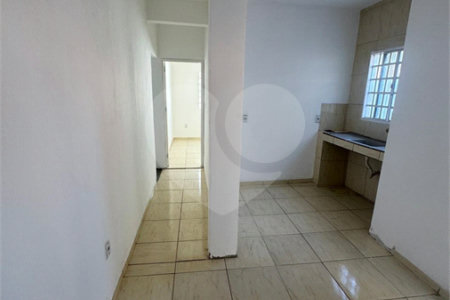 Casa Térrea à venda ou para alugar com 1 quarto em Campo Grande, Rio de Janeiro, RJ