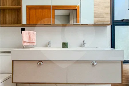 Indaiatuba - HOME DESIGN - Casa Térrea - Condomínio Paradiso - 420 m² de terreno - 307,19 m² de área construída - 3 suítes completas, sendo 1 master com closet planejado e banheira de imersão - Sala de TV reversível para 4ª suíte - Sala de estar ampla e varanda gourmet integrada - Cozinha com móve