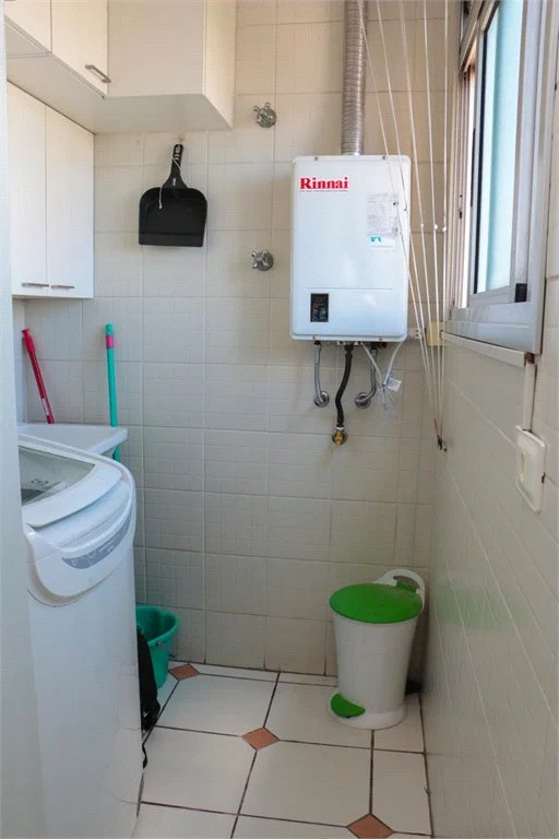 Apartamento à venda com 3 quartos, sendo 1 suíte,  em Vila Gomes, São Paulo, SP