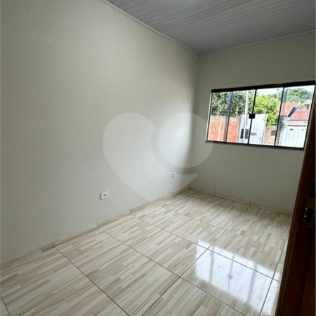 Casa à venda com 4 quartos, sendo 1 suíte, em Residencial Ponta Porã II, Ponta Porã, MS