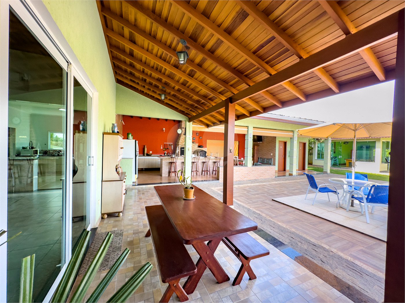 Casa à venda com 3 suítes em Parque Village Castelo, Itu, SP