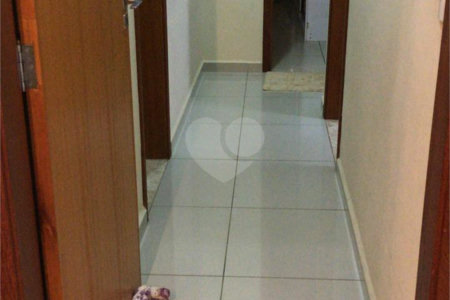 Casa à venda com 3 quartos, sendo 1 suíte,  no condomínio Horto Florestal II, Sorocaba - SP