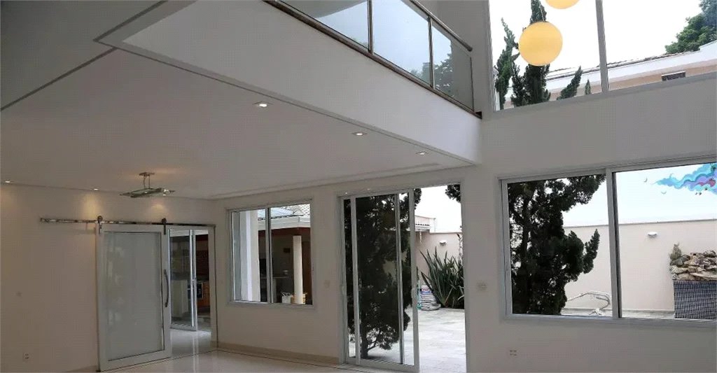 Casa à venda com 3 suítes no condomínio Residencial Morumbi, São Paulo - SP
