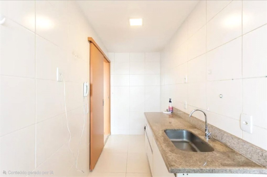 Apartamento à venda com 2 quartos, sendo 1 suíte,  em Rio Comprido, Rio de Janeiro, RJ