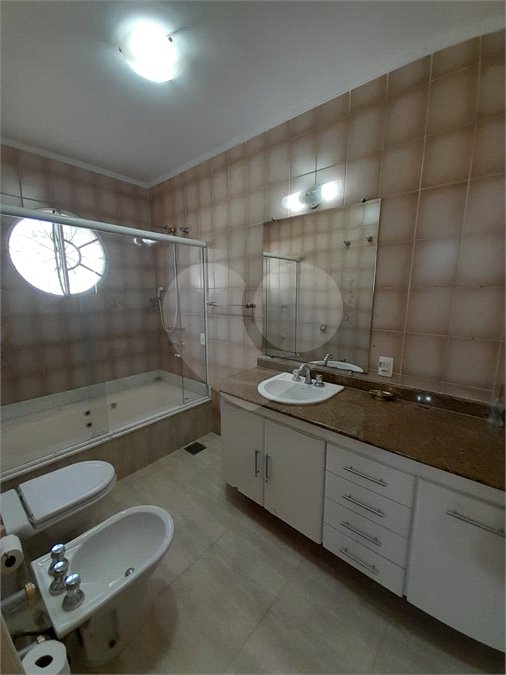 Casa à venda com 5 quartos, sendo 3 suítes,  no condomínio Estância Marambaia, Vinhedo - SP