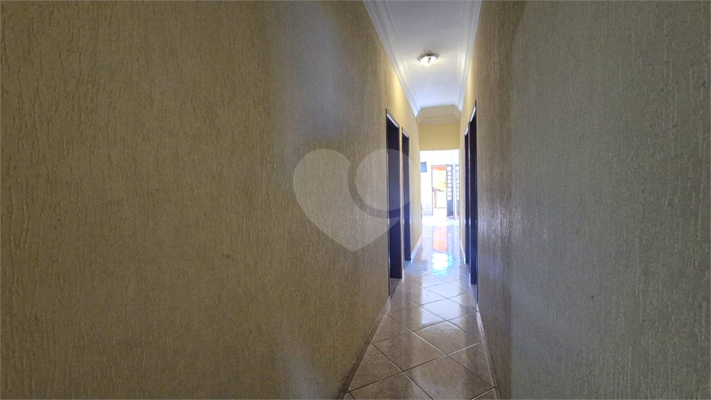 Casa à venda com 3 quartos, sendo 1 suíte, em Vila Angélica, Sorocaba, SP