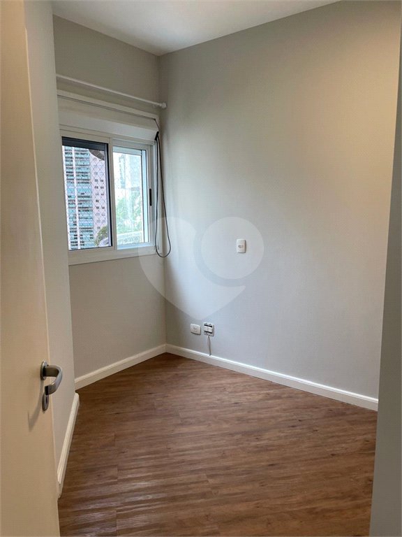 Apartamento à venda com 3 suítes em Campo Belo, São Paulo, SP