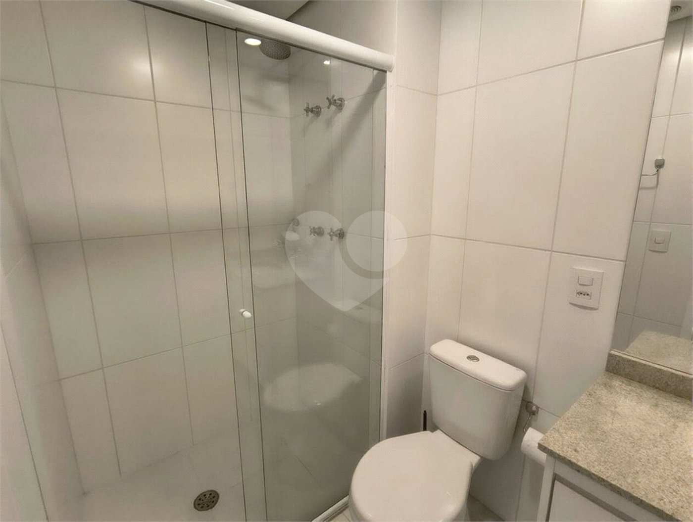 Apartamento à venda com 2 quartos, sendo 1 suíte, em Santo Amaro, São Paulo, SP