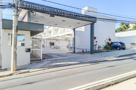 Casa à venda com 2 suítes no condomínio Residencial Américo Figueiredo, Sorocaba - SP