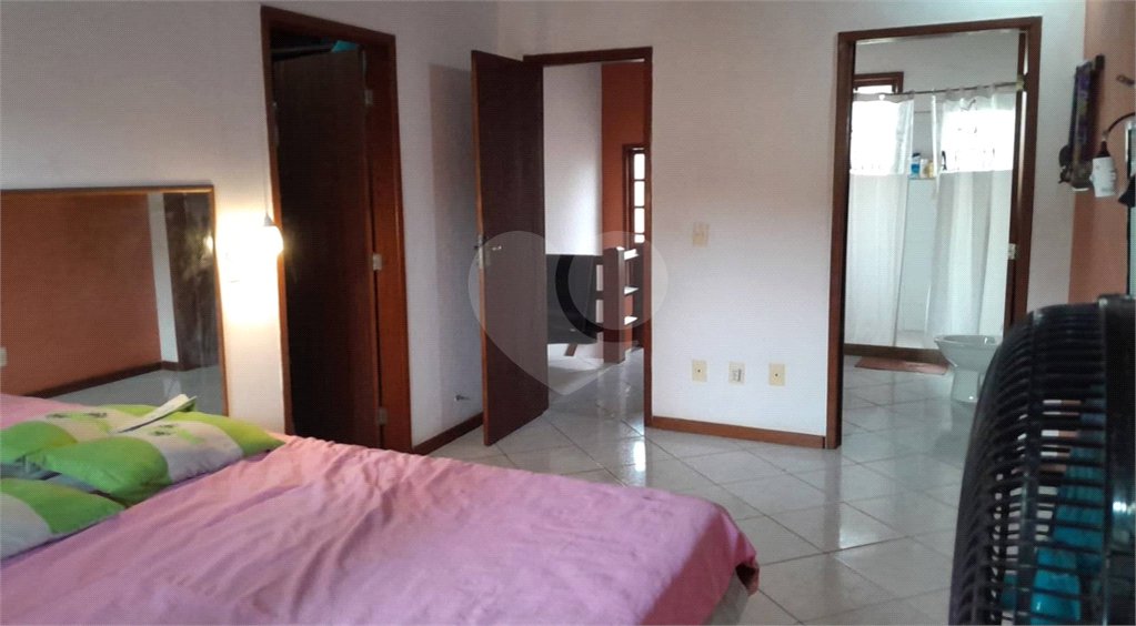 Casa à venda com 4 quartos, sendo 2 suítes, em Albatroz, Armação dos Búzios, RJ
