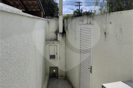 Sobrado à venda com 4 quartos, sendo 1 suíte, em Portal das Acácias, Indaiatuba, SP