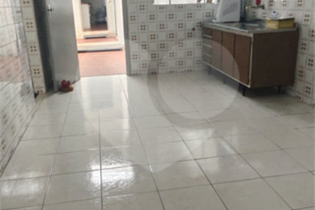 Casa à venda com 4 quartos, sendo 1 suíte, em Jardim do Estádio, Itu, SP