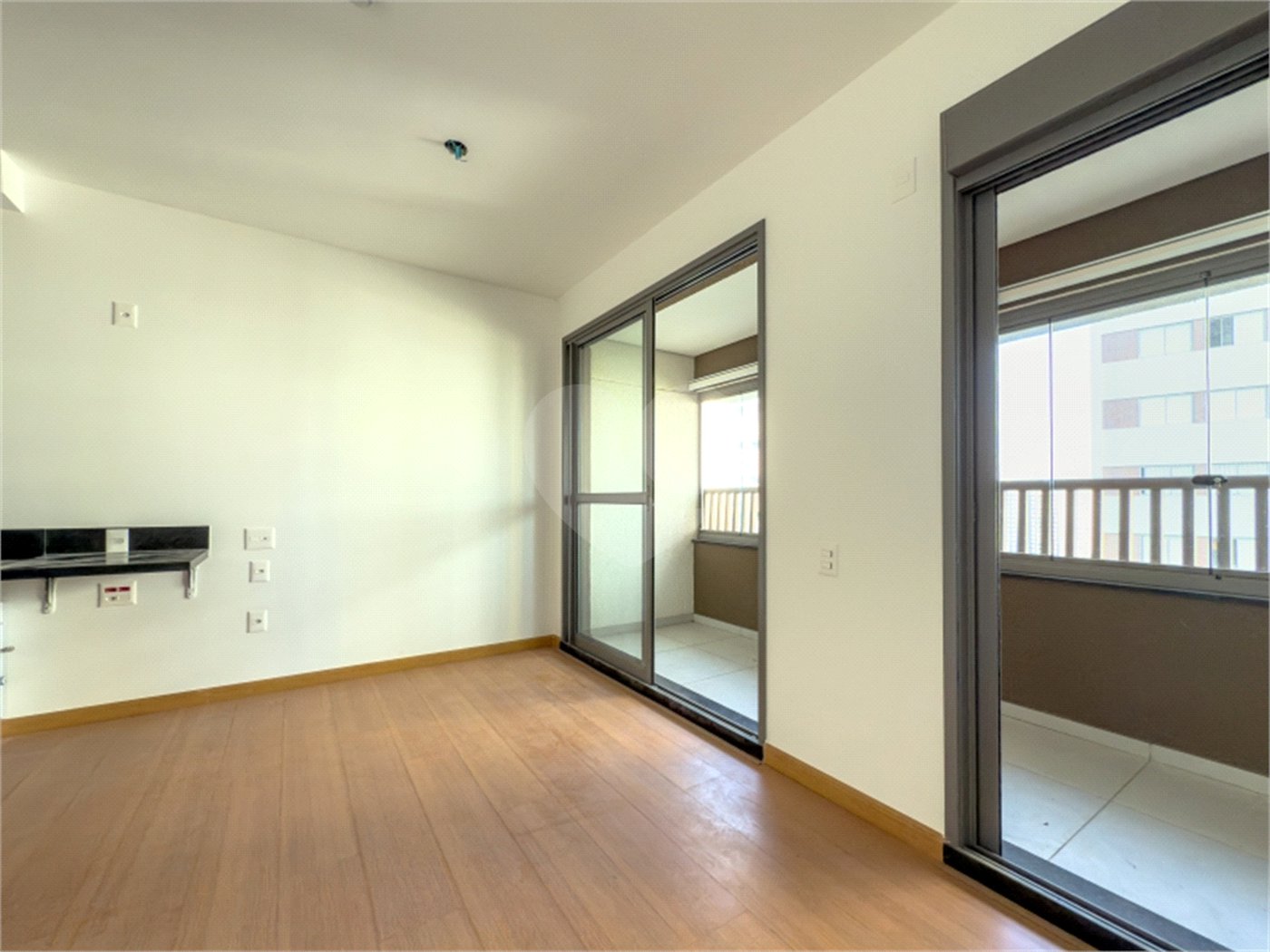 Studio com Varanda à venda no Bairro Saúde