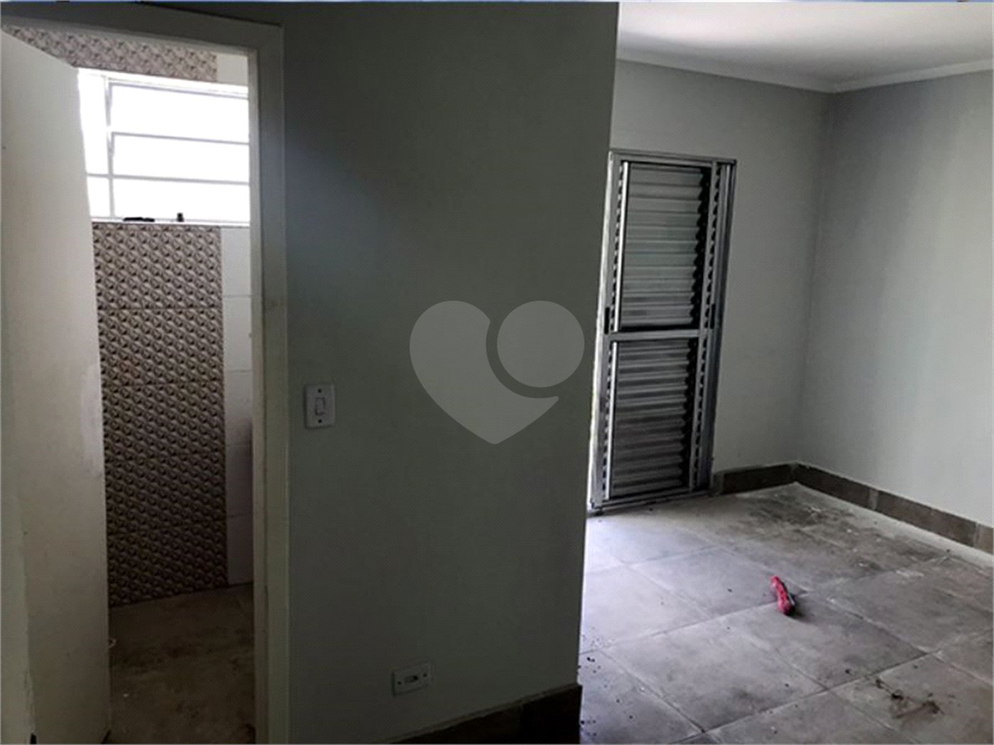 Casa à venda com 3 quartos, sendo 1 suíte, em Interlagos, São Paulo, SP