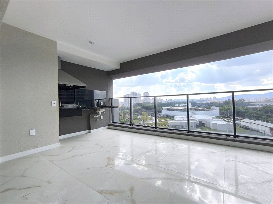 Apartamento à venda ou para alugar com 3 suítes em Água Branca, São Paulo, SP