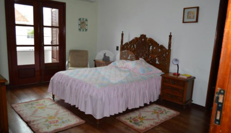 Casa à venda com 4 quartos, sendo 2 suítes,  em Vila Mogilar, Mogi das Cruzes, SP