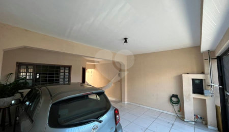 Sobrado à venda com 3 quartos, sendo 1 suíte,  em Jardim São Francisco, Indaiatuba, SP